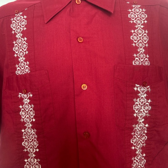 Haband Men's Red Short Sleeve Shirt with White Embroidery - Picture 2 of 5